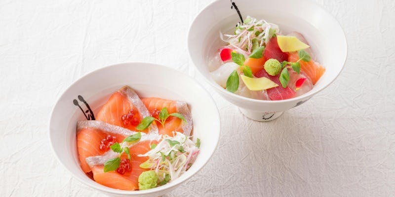【海鮮丼 銀座おのでら】×【なだ万】　選べる2色の海鮮丼セット 江戸前きまぐれ＆厳選サーモン丼