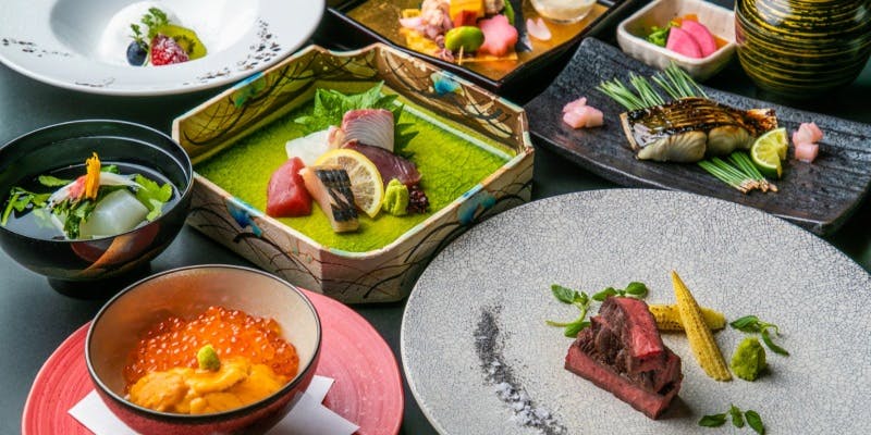 【美食懐石】雲丹、いくら、黒毛和牛等全8品（個室選択可能）