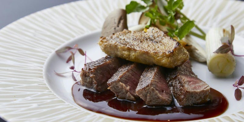 【Xmas2025個室】雪華懐石 　生雲丹、伊勢海老、黒毛和牛等 全8品（個室確約）