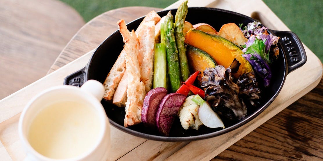 THE THEATRE TABLE（シアターテーブル）