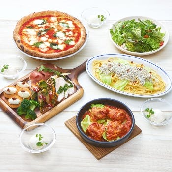 食べ放題 ブッフェ Salvatore 梅田 The Bar 梅田 2f Okaimonoモール レストラン