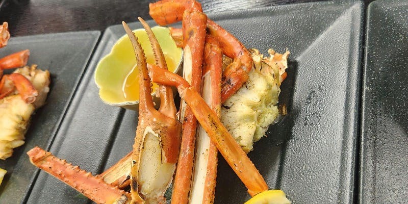 ＜全室個室＞【蟹至福】「ずわい蟹しゃぶしゃぶ」「焼きずわい蟹」「ずわい蟹天麩羅」など～全8品～