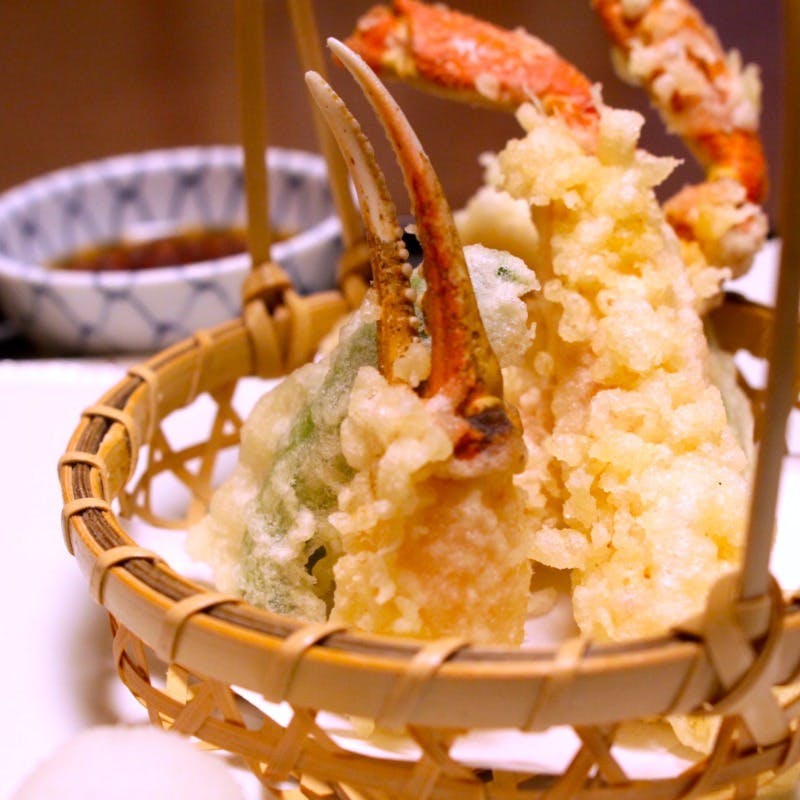 ずわい蟹天婦羅（揚物料理をグレードアップ）