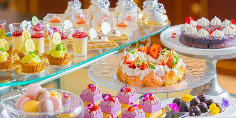 【デザートワゴン付き特別プラン】最大8種類楽しめる贅沢ランチ（ライトコース全4品）