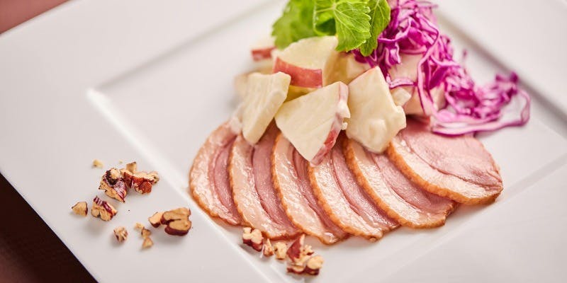 【YEARENDビュッフェ】自慢のローストビーフや生パスタ、スイーツなど＋90分制（12/26～12/31）