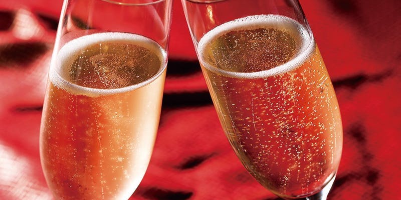 【お顔合わせなど特別なお席に】ラグジュアリーコース　お祝いデザートプレート、お写真、1ドリンク付　