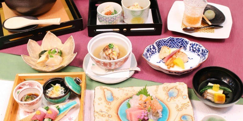 【季節会席料理 桜】食前酒、焼物、揚物、水物など