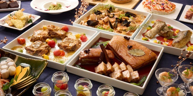 ホテル アゴーラ リージェンシー 大阪堺『The LOOP』のカニ食べ放題ランチ