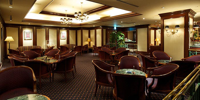 メインバー フォースル／ホテル アゴーラ リージェンシー 大阪堺 - 画像3