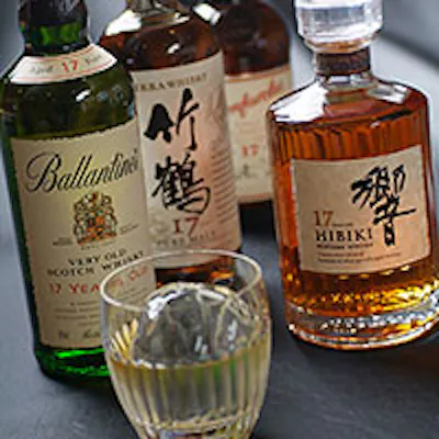 世界の銘酒を取り揃え、お客様をお待ちしております。