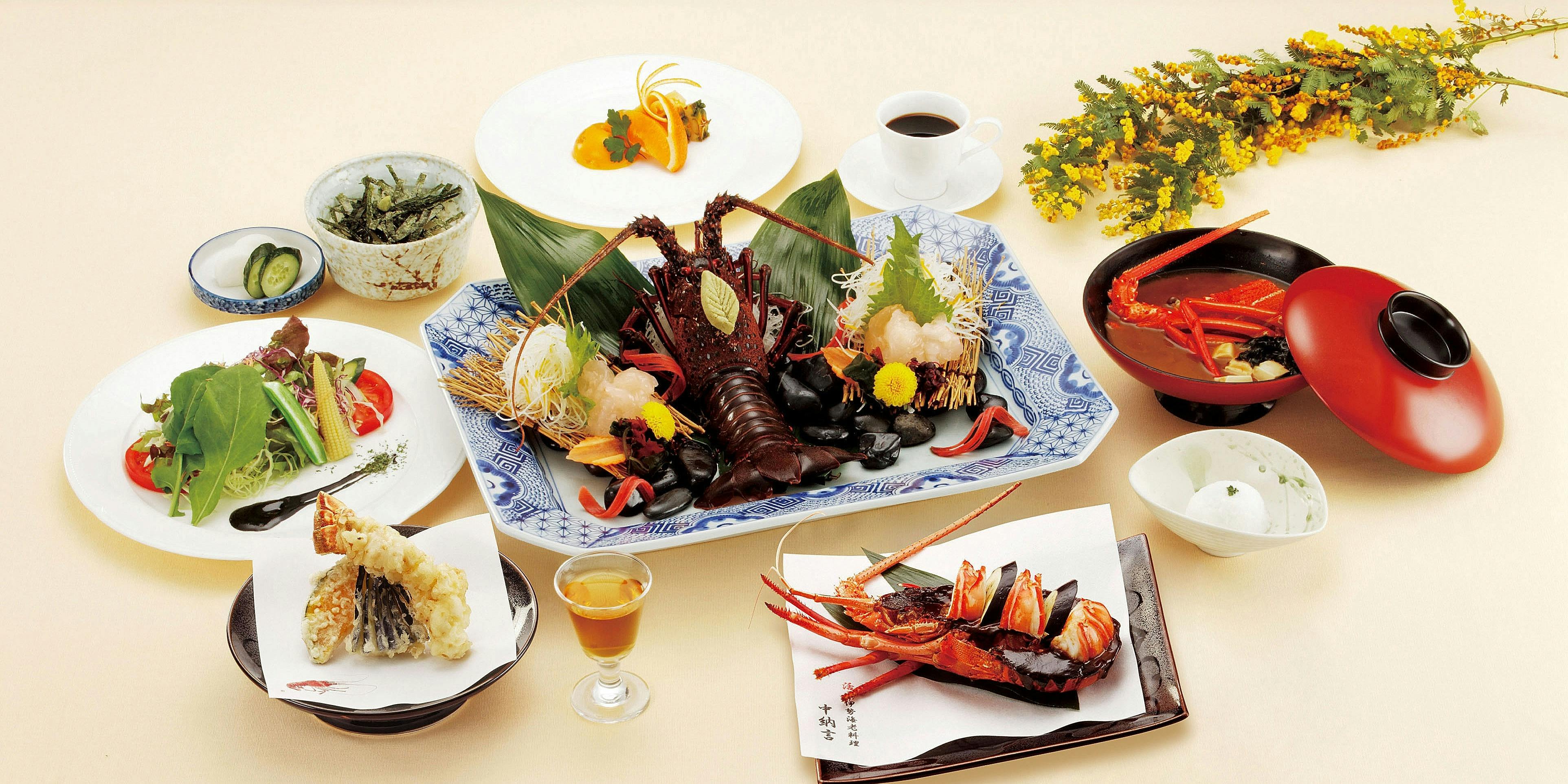 袋帯伊勢海老絢爛豪華