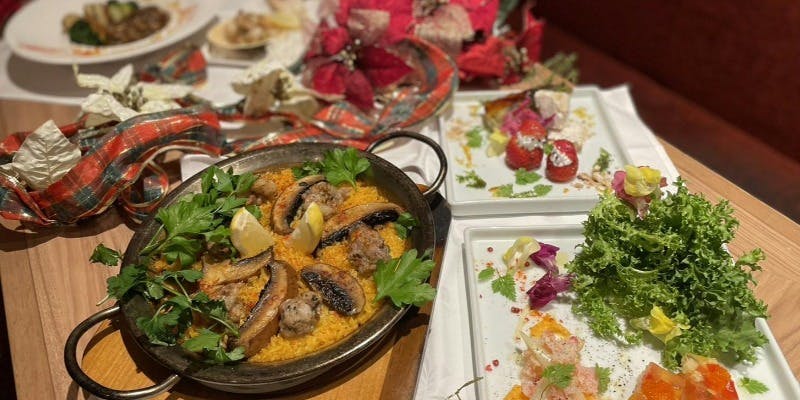 【Xmas2025】特別デザート、イベリコ豚ベショータ含む特別コース＋2時間飲み放題付