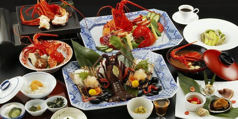 【宝船】 伊勢海老のおどり焼き・握り寿司・活造りなど、贅を極めた美味求真 全9品