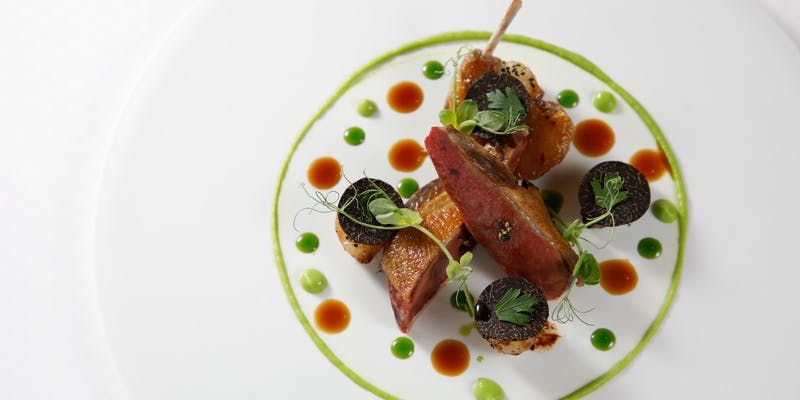 ムニュ　グルマン シェフ平野のスペシャリテ2皿含む全8皿