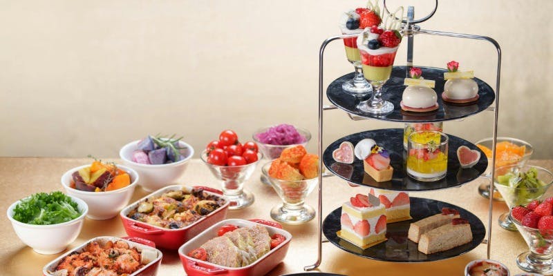 【週末】Shiny Strawberry Afternoon Tea（11月29日～1月12日）
