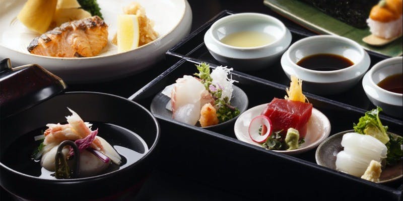 丸の内一丁目 しち十二候