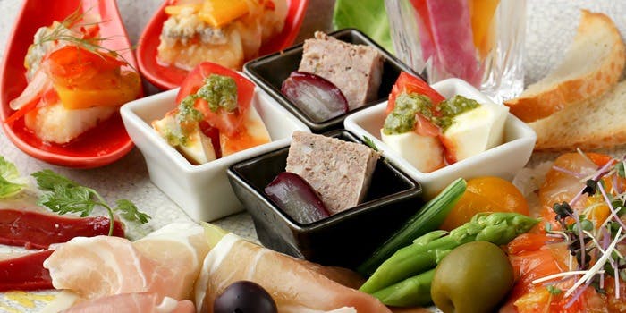 サントリーバー＆ダイニング 北新地 水響亭（スイキョウテイ）