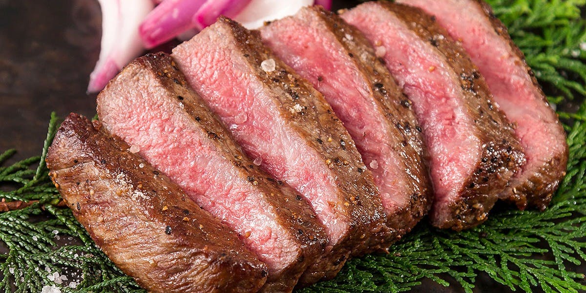 ダイナミックキッチン＆バー 燦 大阪店（SUN）