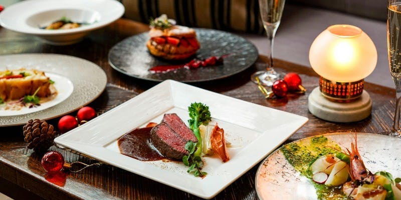 【Xmas2025】クリスマスを彩る肉魚のWメインなどフルコース＋乾杯酒（12/24～25限定）