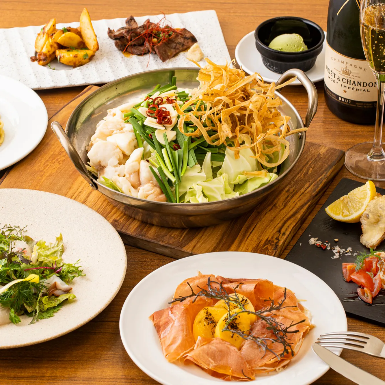 Bistro La Atori もつ鍋コース 幻の尾崎牛のもつ鍋がメインのコース 追加料金で飲み放題付きに ディナー プラン メニュー 一休 Comレストラン