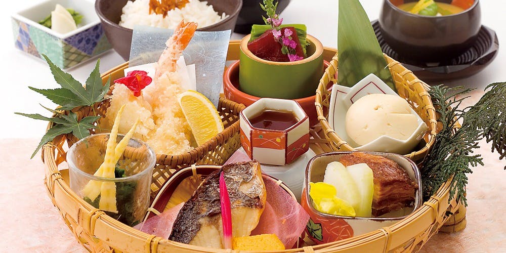 音音 新宿センタービル店（イタマエゴハンオトオト）