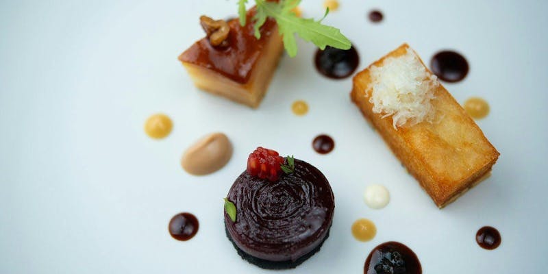 【Xmas2025】クリスマスディナーコース「Menu Noel」～乾杯グラスシャンパン1杯付き（12/20～12/25）