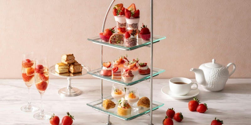 いちごとルビーショコラのアフタヌーンティー＋25種のカフェフリー（平日）