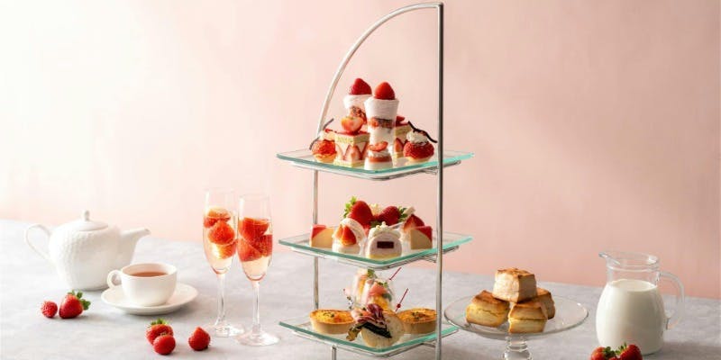 いちごとミルクのアフタヌーンティー＋25種のカフェフリー（平日）