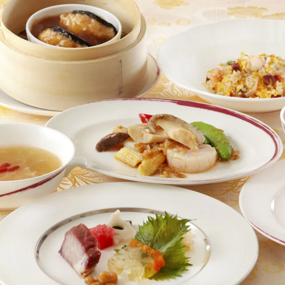 中国料理 彩龍 横浜ベイシェラトンホテル タワーズ プレミアムランチ 選べるメイン 鮑or伊勢海老or和牛など 全7品 乾杯スパークリング 8月限定 ランチ プラン メニュー 一休 Comレストラン