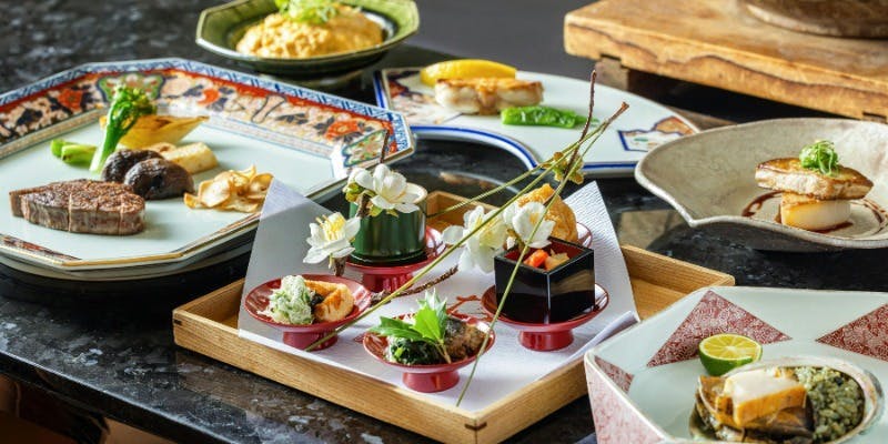 鉄板割烹「山吹」徳留料理長 就任1周年記念 「至極の鉄板割烹～雅（みやび）の饗宴～」（鉄板カウンター）