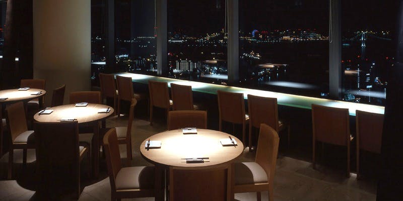 21年版 夜景に東京タワーが見えるレストラン徹底調査 カップル 記念日 デートにおすすめのディナーランキングtop15 雰囲気 記念日プラン 個室ありなど アニバーサリーズマガジン