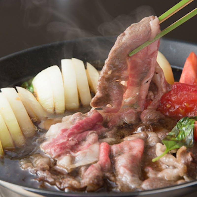 【トマトすき焼き】メインは松阪牛の最上級サーロイン