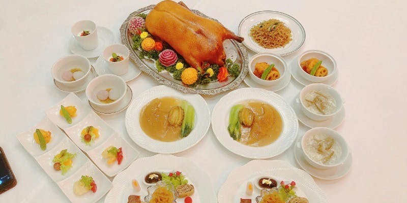 【新春・春節ディナーコース】新春にふさわしいフカヒレ半身や北京ダック等全9品＋1ドリンク付