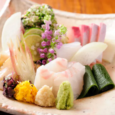 食材と器で季節を奏でる
