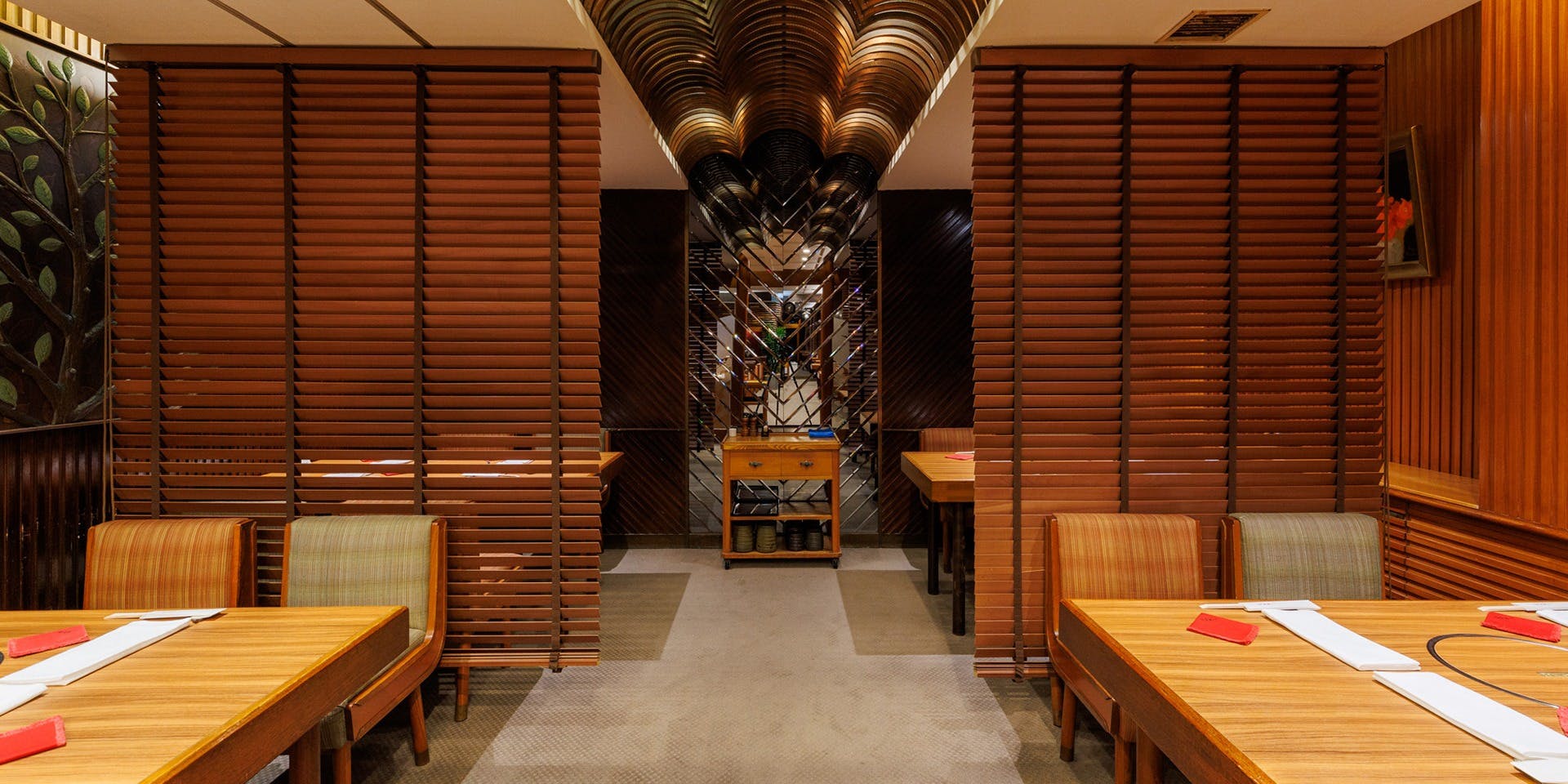 横浜 瀬里奈 浪漫茶屋（ヨコハマセリナ ロマンヂャヤ） 1枚目