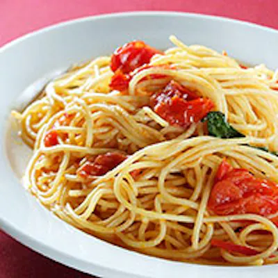 ヘルシー産直野菜や手打ちパスタを使用したイタリアン