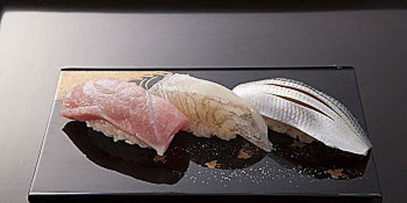 【お手軽ランチコース】握り寿司10貫、甘味など全3品