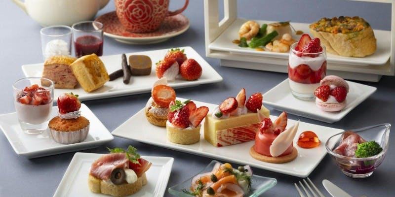 【当日現地決済】ストロベリー　マルノウチジカン＋乾杯ドリンク＋2時間フリー（カウンター）