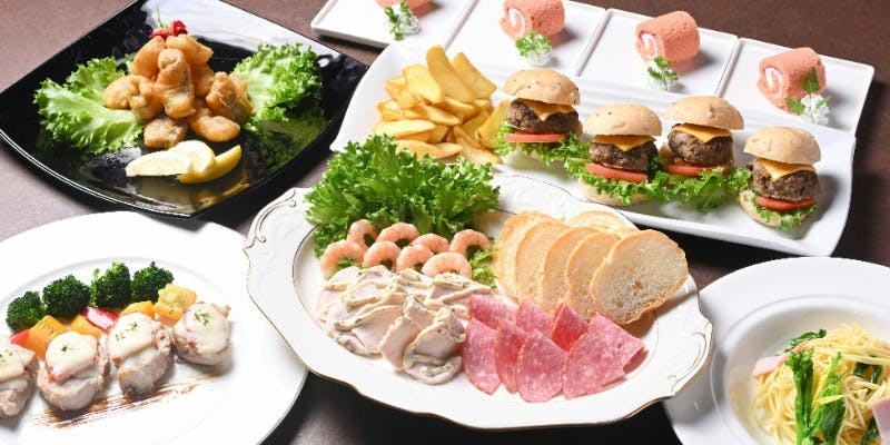 レストランde忘新年会】仲間でワイワイ大皿コース＋飲み放題120分