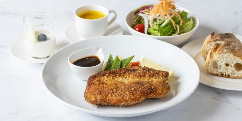 【ウィークリーランチ】3種類のシェフ特製メインからセレクト	（メニューのみ）