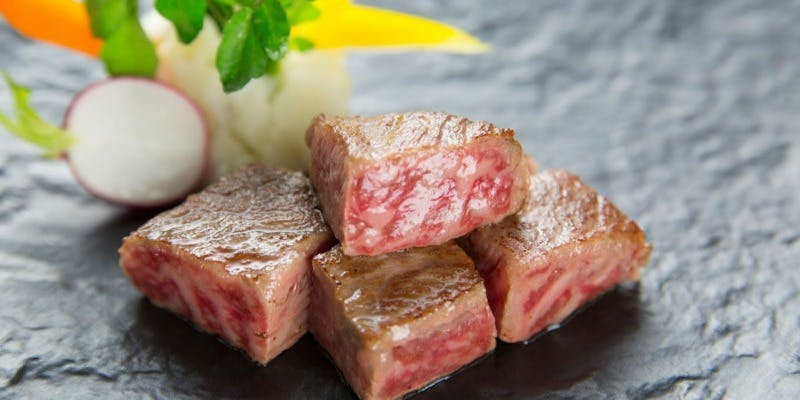 【感謝を込めた特別コース】黒毛和牛・ オマール海老 フォアグラ＋乾杯スパークリング（23周年特別プラン）