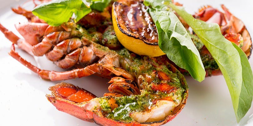 THE COSMOPOLITAN GRILL BAR TERRACE（ザ コスモポリタン グリル バー テラス）