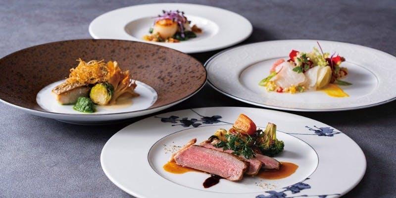 【スカイビューディナー】メインチョイス＋約70種類から選べる1ドリンク＋乾杯スパークリング