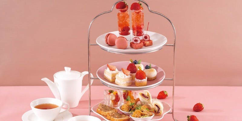 ウィンターストロベリーアフタヌーンティー＋カフェフリー＋乾杯スパークリングワイン（1月限定）