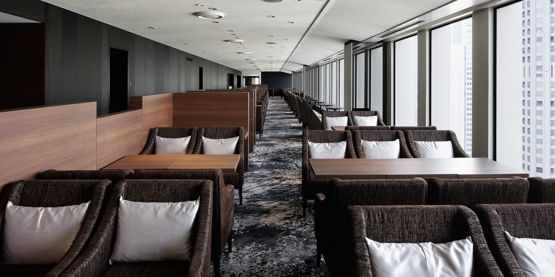 スカイラウンジ オーロラ／京王プラザホテル - 画像3