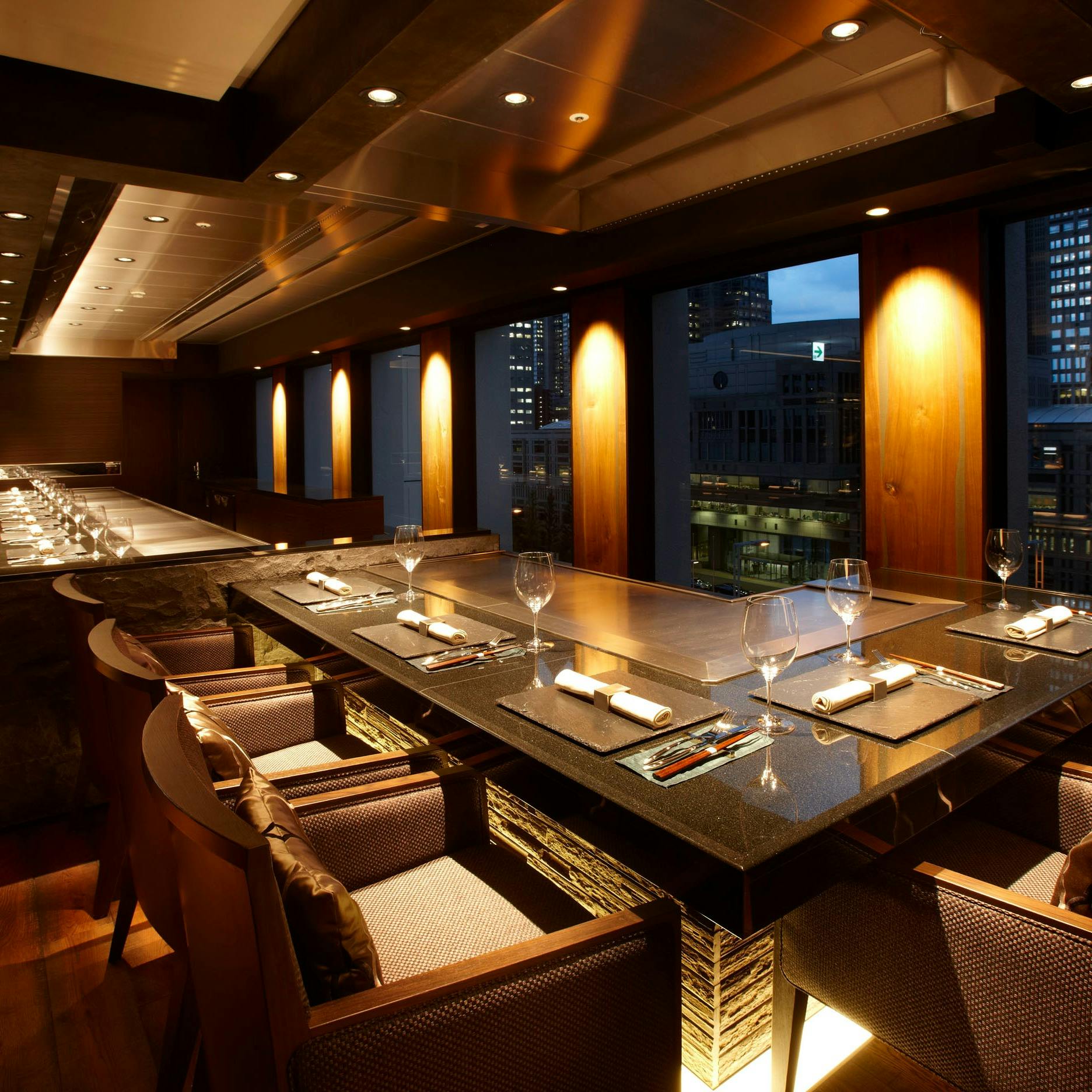 鉄板焼 やまなみ (テッパンヤキ ヤマナミ) - 京王プラザホテル/鉄板焼