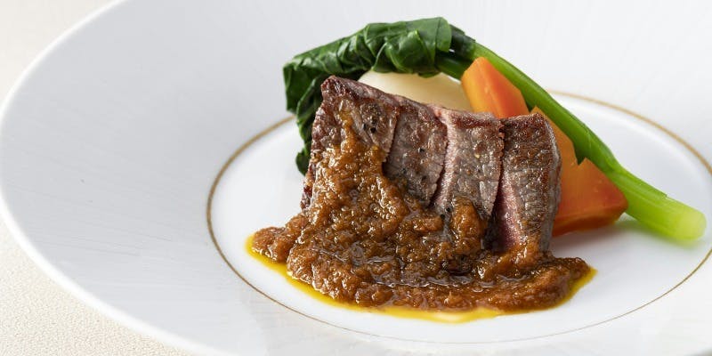 【星ヶ岡ディナーコース】ふかひれ（原鰭）の上海風煮込みなど全7品