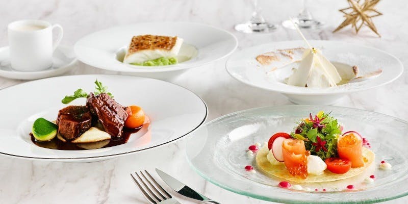 【Xmas2024】乾杯ドリンク付 Twinkle Christmas Festive Lunch Course（12/21～12/25限定）