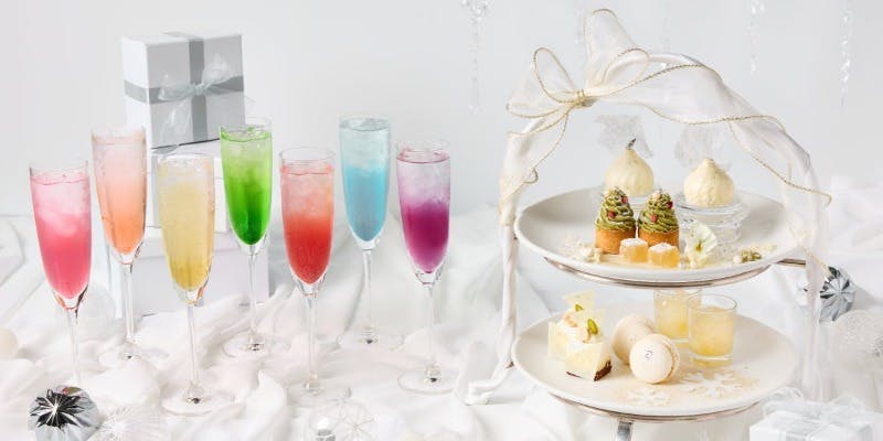 ホワイトクリスマスアフタヌーンティースタンド/推し活ドリンク付き＋選べる7色カクテル（店内席）