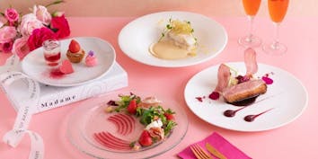 【Sweet Starwberry Holic限定ランチ】Wメインの贅沢フルコース - アニヴェルセル カフェ みなとみらい横浜